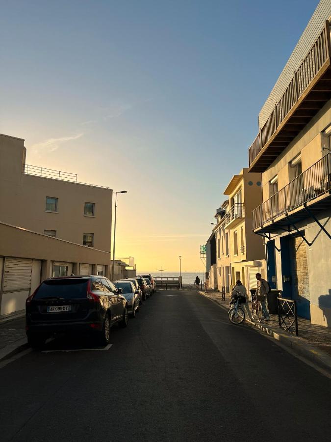 Le Petit Nid Perche Sous Les Toits, Vue Mer Le Havre Exterior photo